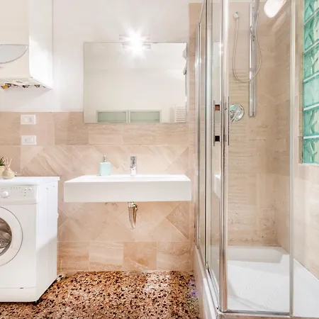 Ghirlandina - La Casa Dell'esteta Apartmán *