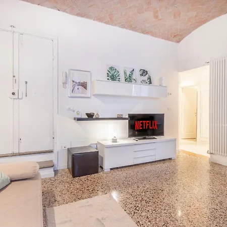 Ghirlandina - La Casa Dell'esteta *