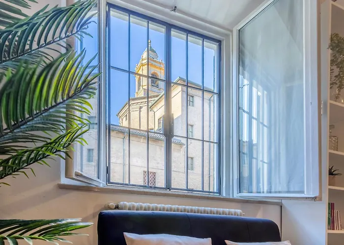 Ghirlandina - La Casa Dell'esteta Модена